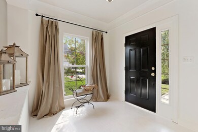 9384 Falling Water Dr, Bristow, VA 20136 - photo 5