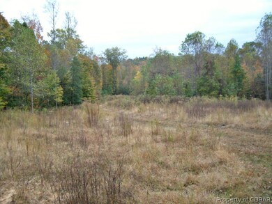 581 Southside Ln, Dunnsville, VA 22454 - photo 4