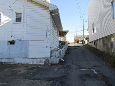 50 Mill Hill Rd, Pittston, PA 18643 - photo 3