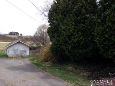 2511 New Leicester Hwy, Leicester, NC 28748 - photo 4