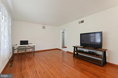 3160 Farm Ln, Manchester, MD 21102 - photo 6