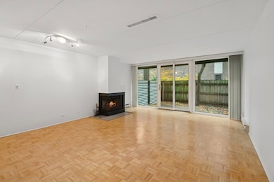 840 Michigan Ave unit 10, Evanston, IL 60202 - photo 2