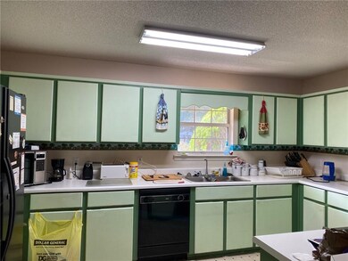 1655 Meadow Ln SE, Darien, GA 31305 - photo 7