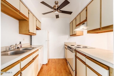 Kitchen2