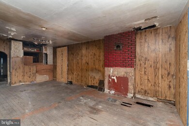 315 Atlantic Ave, Camden, NJ 08104 - photo 4