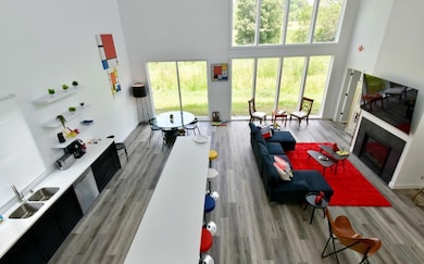 1021 Gardner St E, Wayzata, MN 55391 - photo 2