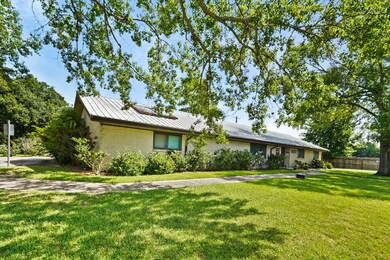 1114 Inwood Dr, Richmond, TX 77469 - photo 2