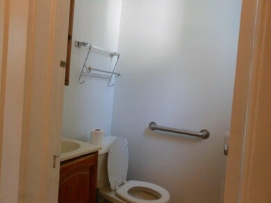 1659 Peck St. Muskegon 49441 005