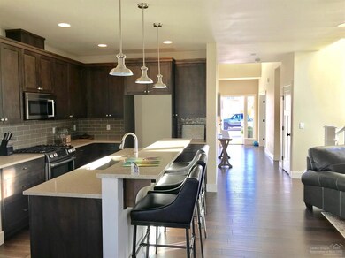 20486 SE Braelen Ln, Bend, OR 97702 - photo 4