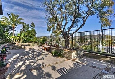 Additional views of this stunning backyard
