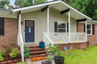 724 Burgoyne Dr, Fayetteville, NC 28314 - photo 4