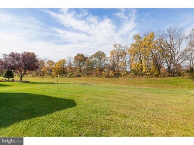 244 Gaunt Dr, Mickleton, NJ 08056 - photo 3