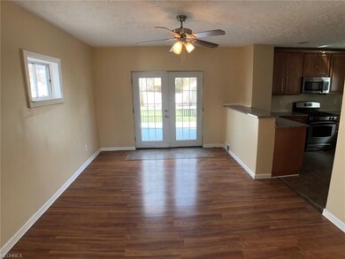 This open dining room is ready for you to enjoy al