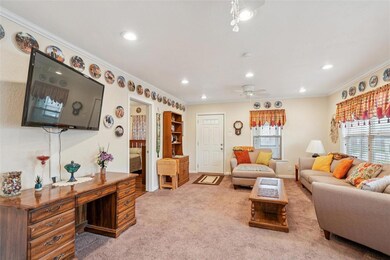 510 N 3rd Ave E, Newton, IA 50208 - photo 5