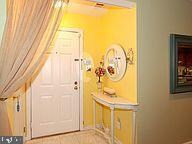 5704 Brewer House Cir unit T-, Rockville, MD 20852 - photo 2