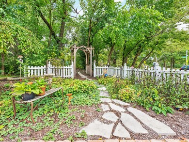 291 E Vallette St, Elmhurst, IL 60126 - photo 4