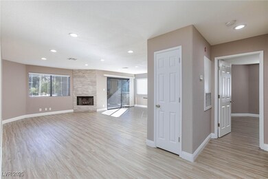 5058 S Rainbow Blvd unit 102, Las Vegas, NV 89118 - photo 5