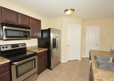 2376 Blackthorn Dr, Franklin, IN 46131 - photo 6