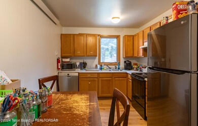 Simon Lane Townhouse-3