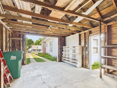 611 Cedar Ave, Cabool, MO 65689 - photo 6