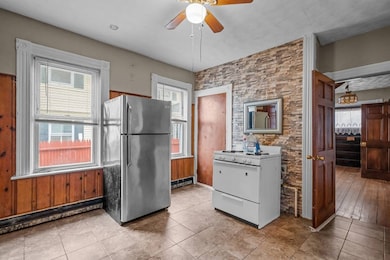 180 Ohio Ave, Providence, RI 02905 - photo 4