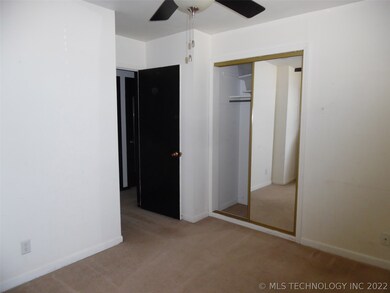 1008 E 10th St, Cushing, OK 74023 - photo 5