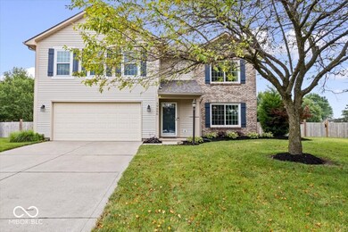 This beautiful home is conveniently located in Noblesville's Morse Pointe neighborhood.