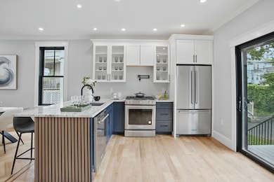 61 Lyndhurst St unit A, Boston, MA 02124 - photo 7