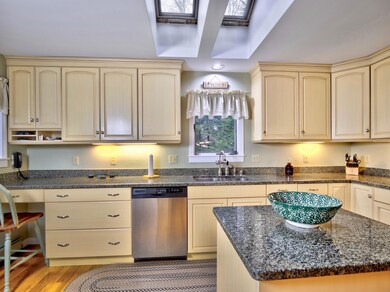 15 Hoffses Dr, Camden, ME 04843 - photo 6