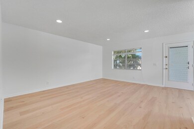 332 Flanders G unit 3320, Delray Beach, FL 33484 - photo 4