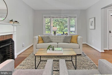 3326 Military Dr, Falls Church, VA 22044 - photo 6