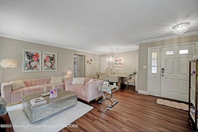 04-Living Room to Dining