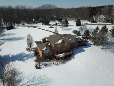 2066 Hunters Run NE unit 25, Ada, MI 49301 - photo 3