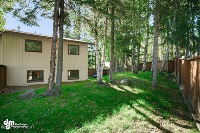 31-Backyard_ELI4707