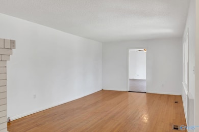 7521A Moores Mill Rd, Huntsville, AL 35811 - photo 5