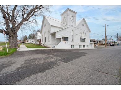 402 E Main St, Weston, OR 97886 - photo 2