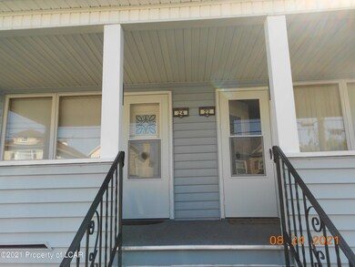 22 Saint James St, Wilkes Barre, PA 18705 - photo 2