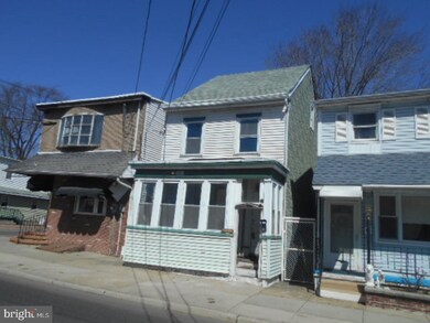 303 Essex St, Gloucester City, NJ 08030 - photo 2