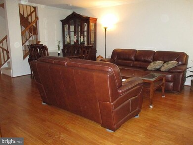 8751 Birkenhead Ct, Laurel, MD 20723 - photo 3