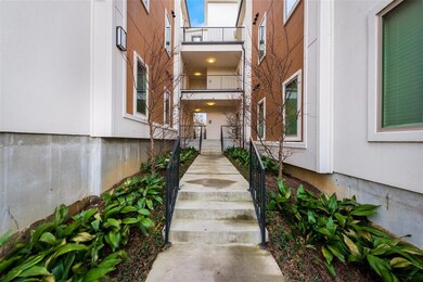 5714 Mccommas Blvd unit 102, Dallas, TX 75206 - photo 2