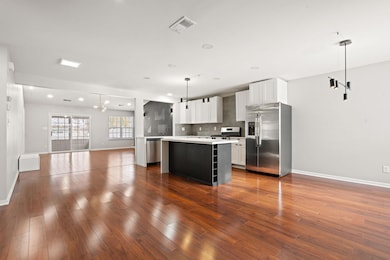 1614 Golden Oak Dr, Crown Point, IN 46307 - photo 2