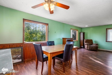 14-Dining Room_SLS_-6838