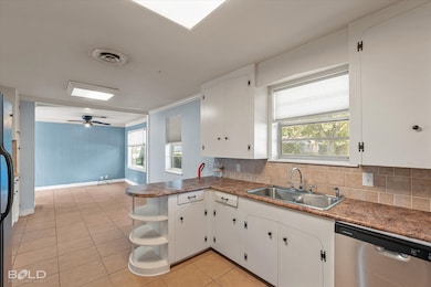 2704 E Cavett Dr, Shreveport, LA 71104 - photo 7