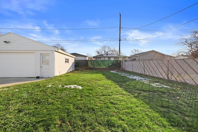 1911 Polaris Ave, Racine, WI 53404 - photo 3