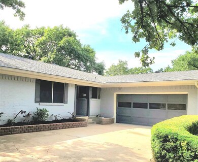 801 Deleon St, Denison, TX 75020 - photo 3