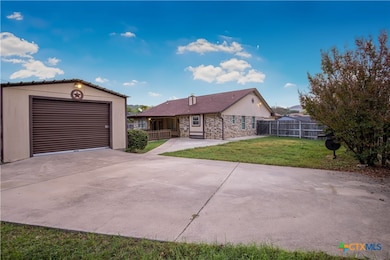 1101 Timmons Dr, Copperas Cove, TX 76522 - photo 5