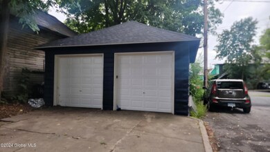 137 Bay St, Glens Falls, NY 12801 - photo 3