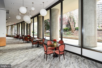 Crystal Gateway unit 310S, Arlington, VA 22202 - photo 5