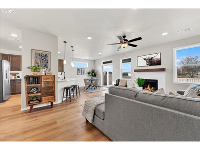 5161 Cedar View Dr, Springfield, OR 97478 - photo 6