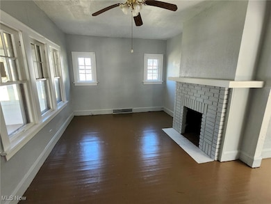 1639 Avalon Rd, Cleveland, OH 44112 - photo 6